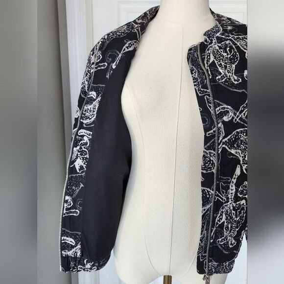 H&MโWild Cat Bomber style jacket - Size 6 - Picture 8 of 10